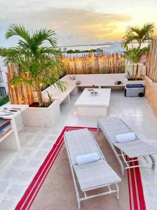 Rooftop Penthouse 3 Bedrooms, Sleeps 8! Канкун Екстериор снимка