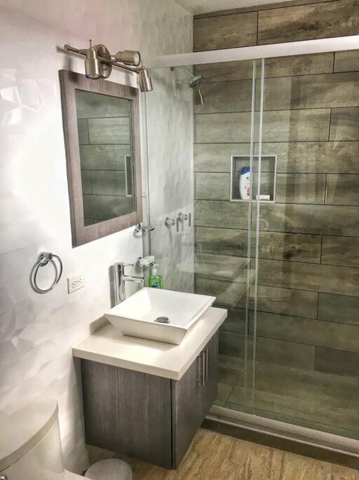 Rooftop Penthouse 3 Bedrooms, Sleeps 8! Канкун Екстериор снимка
