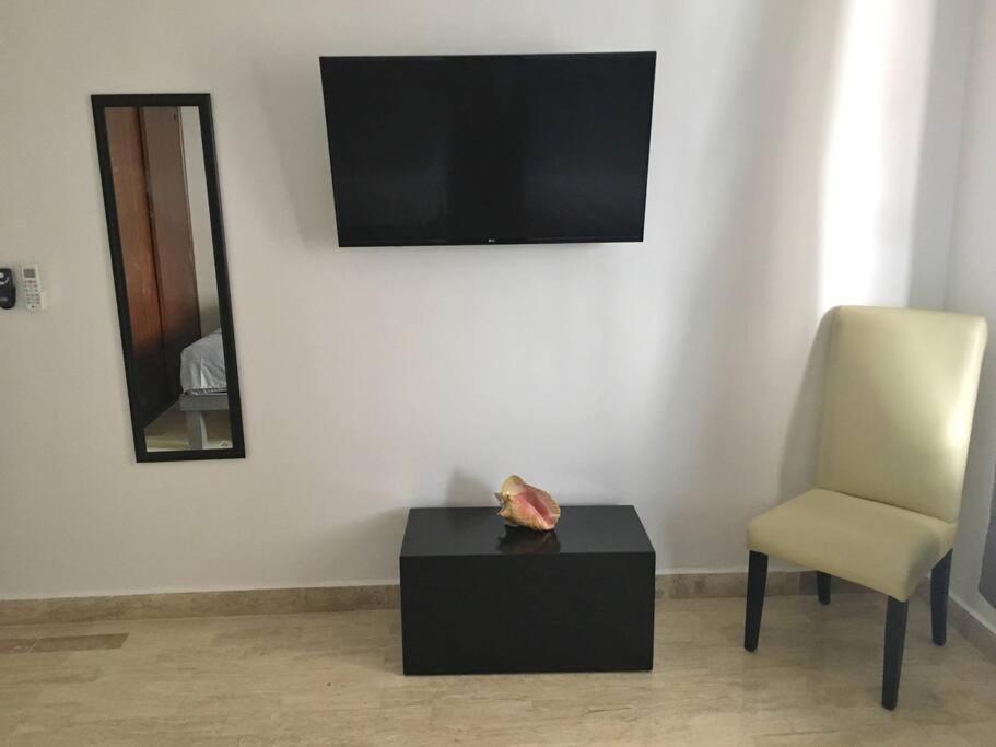 Rooftop Penthouse 3 Bedrooms, Sleeps 8! Канкун Екстериор снимка